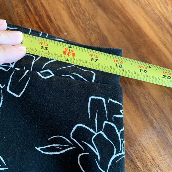 Laura Petites XLPretty Skirt - Picture 5 of 6